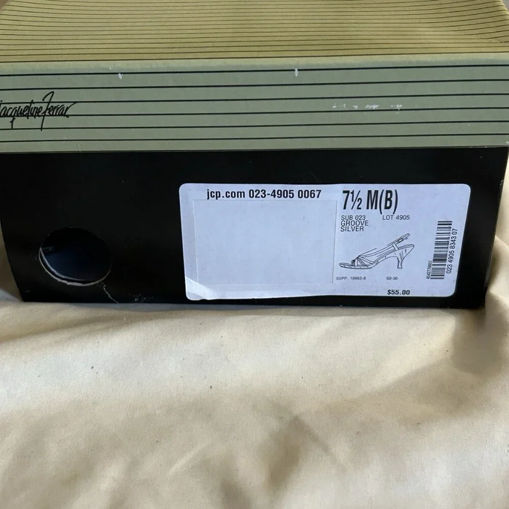 Jacqueline Ferrar Heels Worn Once Silver with Rhinestones - Picture 8 of 8